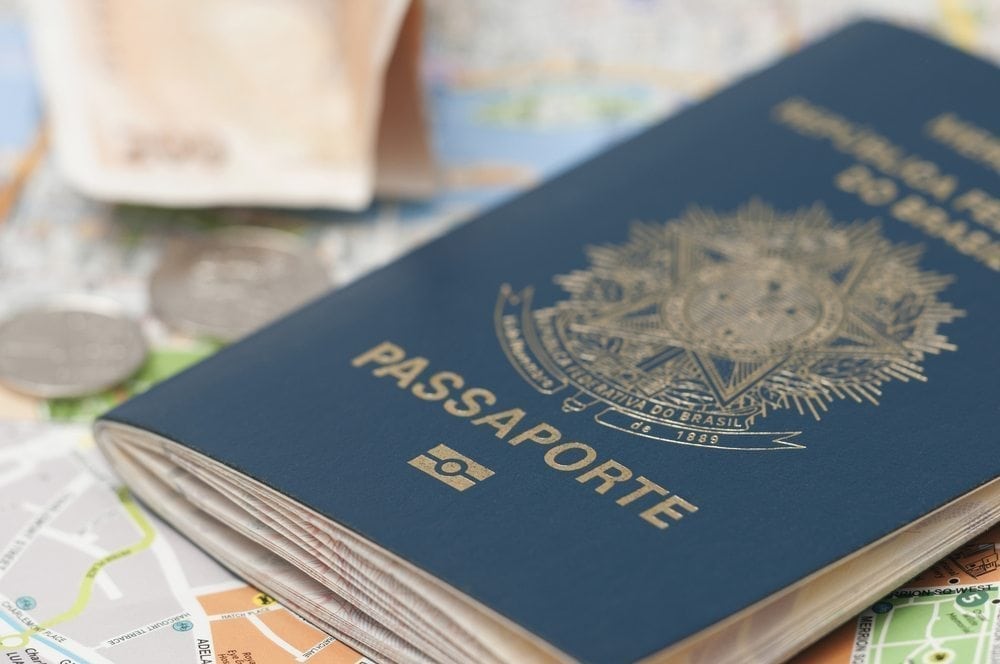 Preciso renovar meu passaporte antes da aplicação do Visto?