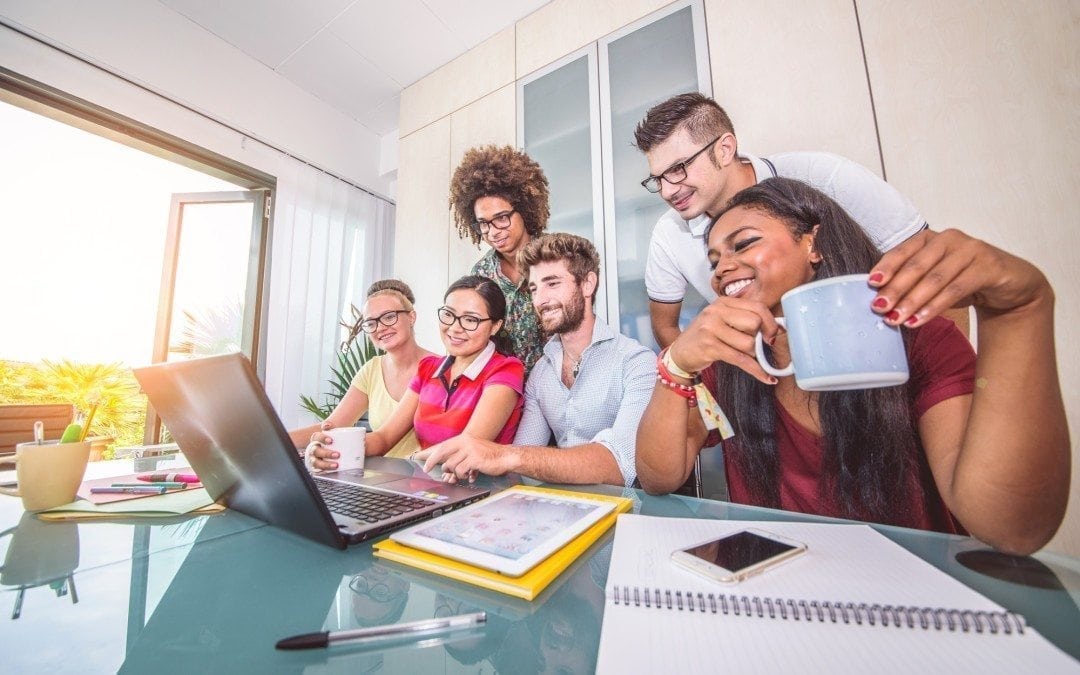 Empresas de tecnologia querem contratar mais estrangeiros