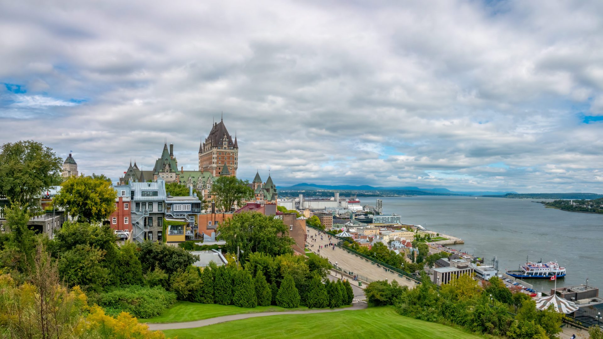Stunning view of the old town of Quebec City and the St. Lawrence river on an eraly fall day, Quebec City, Quebec, Canada